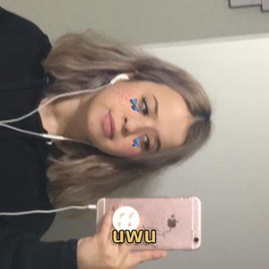 Meet your Posher, Edna